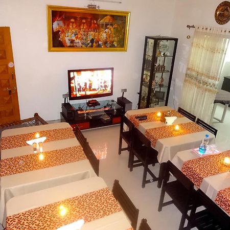 Bouquet Residency Hotel Nashik Luaran gambar