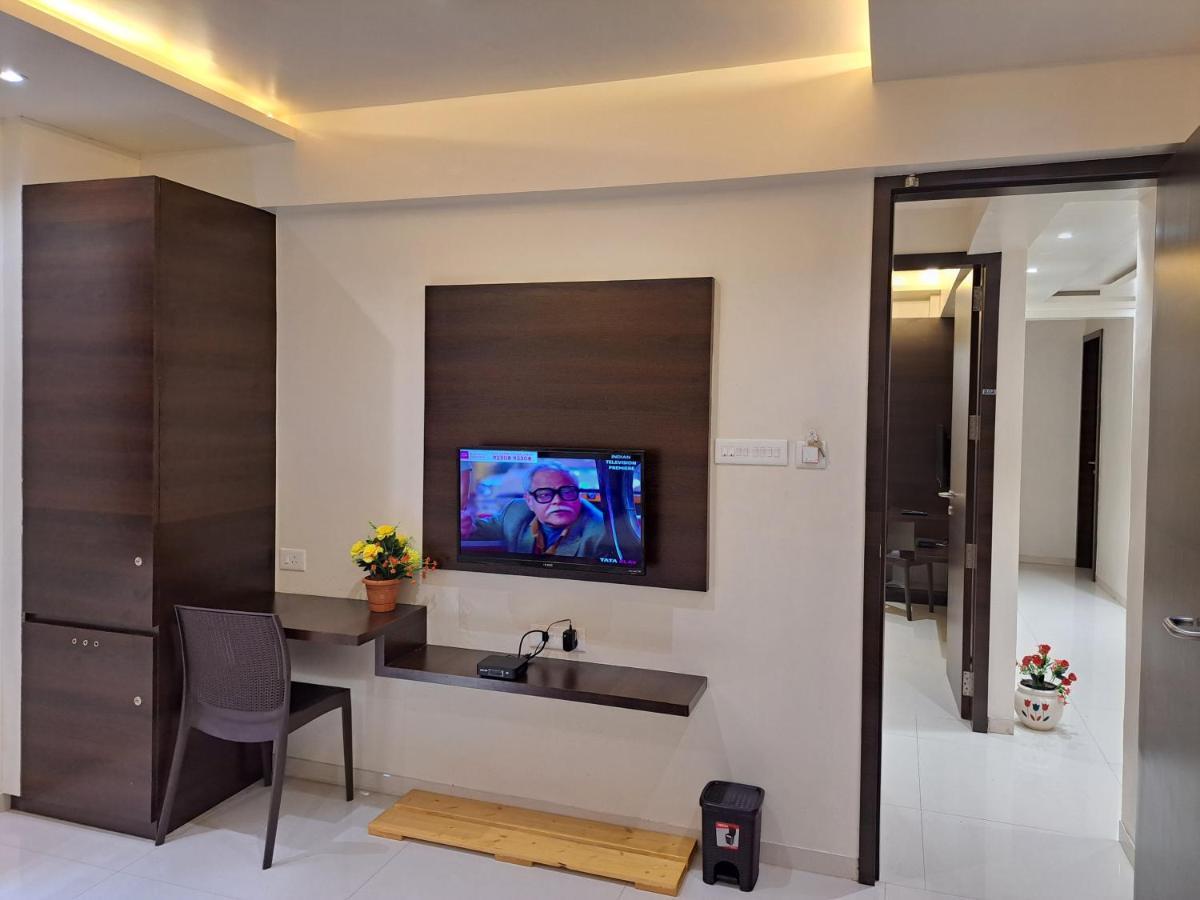 Bouquet Residency Hotel Nashik Luaran gambar
