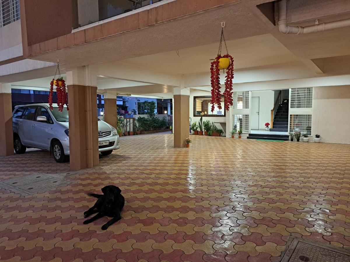 Bouquet Residency Hotel Nashik Luaran gambar