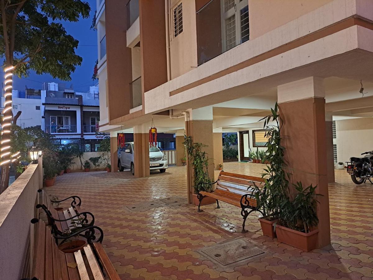 Bouquet Residency Hotel Nashik Luaran gambar