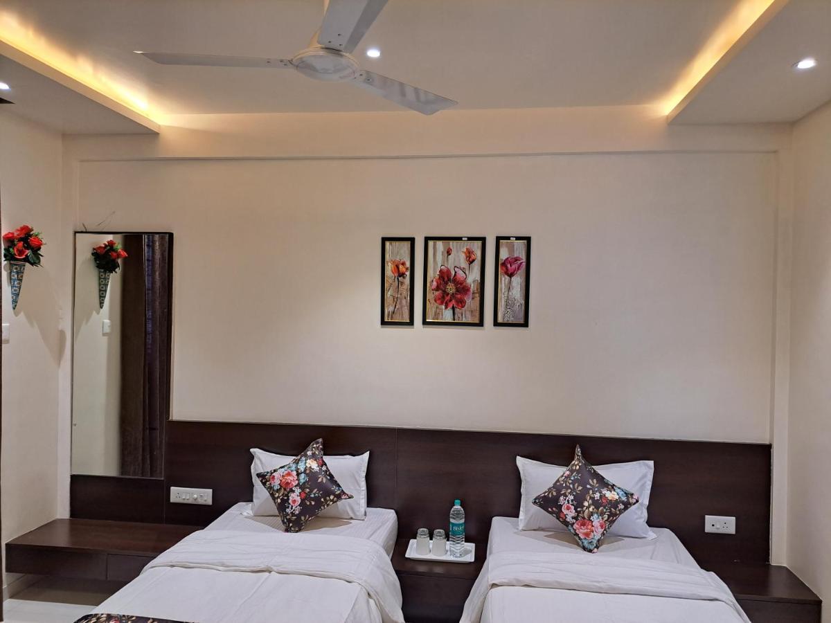 Bouquet Residency Hotel Nashik Luaran gambar